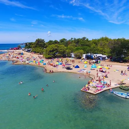 Tena * Privlaka (Zadar)